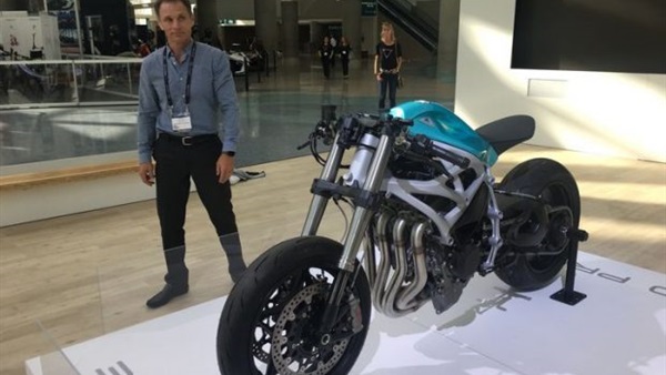 لأول مرة دراجة نارية بتقنية «3D» في معرض لوس أنجلوس