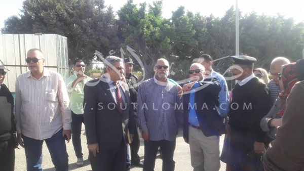 محافظ بورسعيد يعلن نقل منفذي «الرسوة والنصر» الجمركيين 