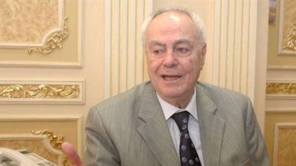 «المحامين العرب» ناعيا يحيى الجمل: صفحة مضيئة من النضال