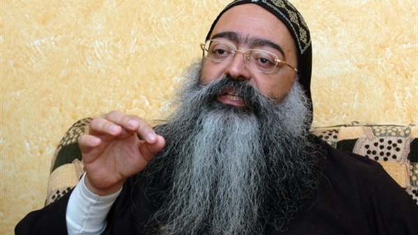 الأنبا تكلا ينفي وقوع اعتداءات على المسيحيين في «نجع سالم»