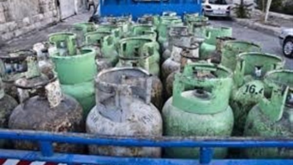ضبط 25 أسطوانة غاز قبل بيعها بالسوق السوداء في دمياط‎