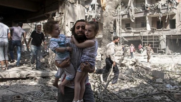 ارتفاع ضحايا القصف في حلب.. ومزيد من الجثث تحت الأنقاض