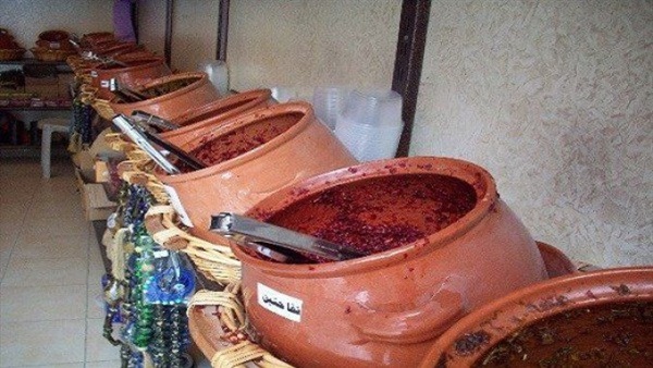 التحفظ على محتويات مصنع معسل غير مرخص بالدقهلية‎ 