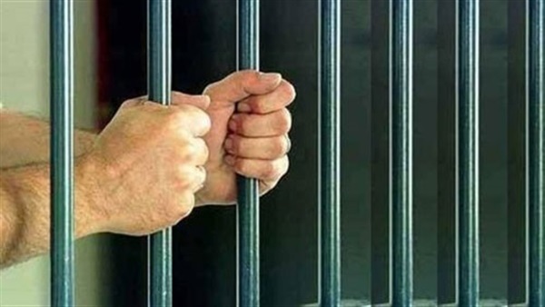 تجديد حبس وكيل وزارة الإسكان بالجيزة لاتهامه بتلقي رشوة 