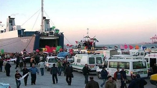 مغادرة 678 راكبا وتداول 192 شاحنة بضائع بميناء سفاجا