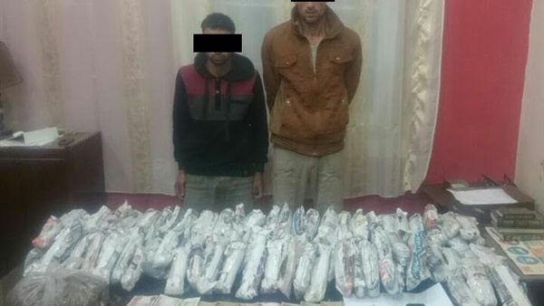ضبط عاطلين بحوزتهما 106 لفافة بانجو في الدقهلية‎ 