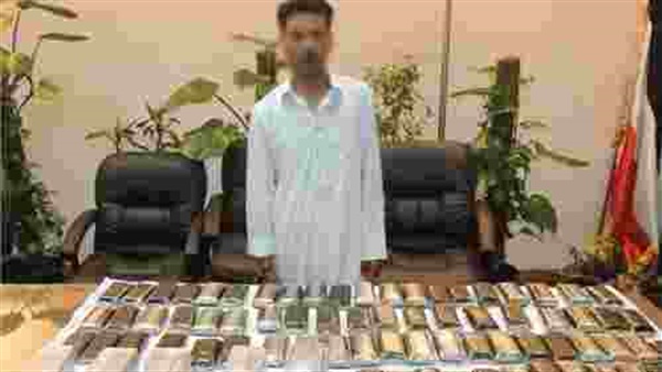 ضبط عاطل بحوزته كمية من الحشيش بالمنطقة الأثرية بالهرم‎