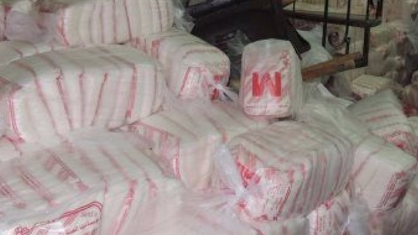 توزيع 25 طن سكر للبيع بـ 7.5 جنيه في سفاجا 