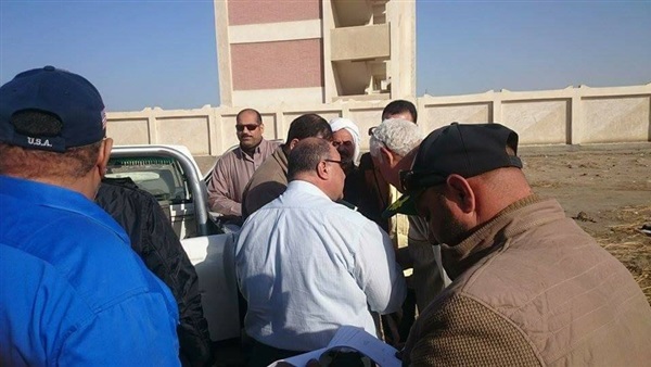شاهد: «حصان» داخل فناء مدرسة ببورسعيد أثناء اليوم الدراسي