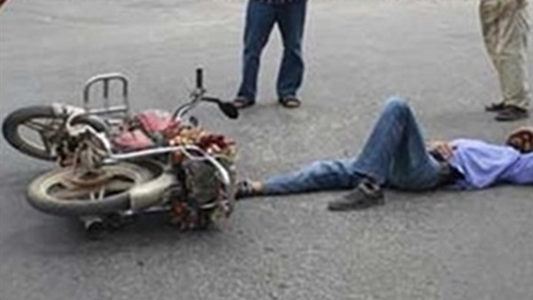 إصابة 3 أشخاص فى انقلاب دراجة نارية بدمياط‎