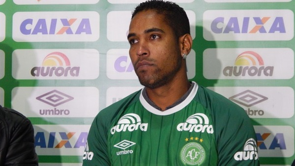 لاعب فريق «تشابيكوينسي» يرسل عبارة وداع قبل تحطم الطائرة