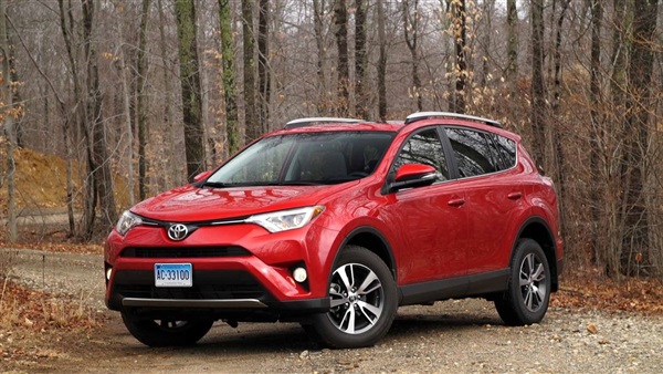 «تويوتا RAV4» تسجل 24 ألف دولار 