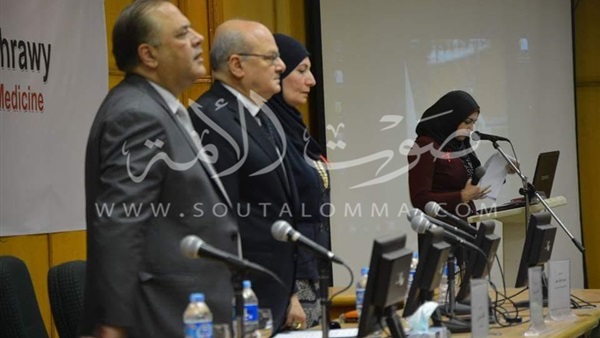 رئيس جامعة الزقازيق يفتتح مؤتمر «اليوم العالمي للإيدز» بكلية الطب