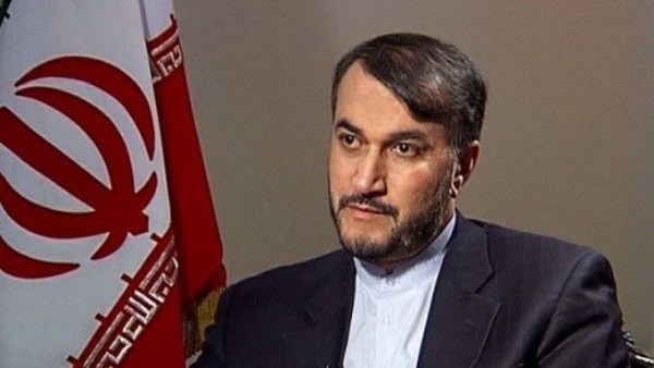 إيران تحذر الغرب من الاقتراب من "الأسد"