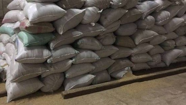 ضبط 10 طن أرز شعير بحوزة محتكر فى كفر الشيخ‎