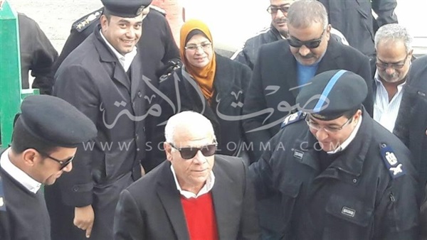 «الغضبان» يستمع لشكاوى أهالي بورفؤاد (صور)
