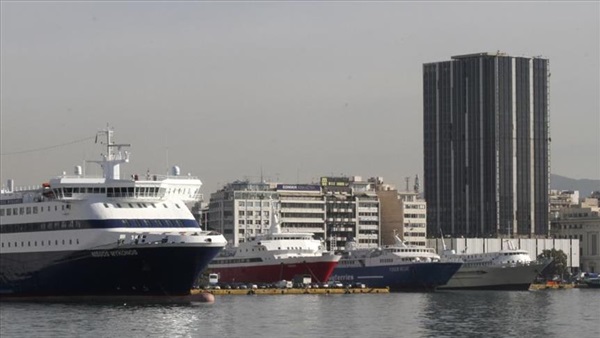 البحّارة في اليونان يضربون 3 أيام عن العمل احتجاجاً على التقشف