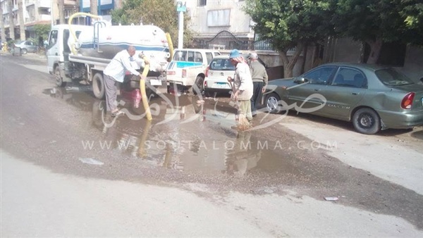 «ياقوت» يتابع أعمال تصريف مياه الأمطار بدمياط‎ 