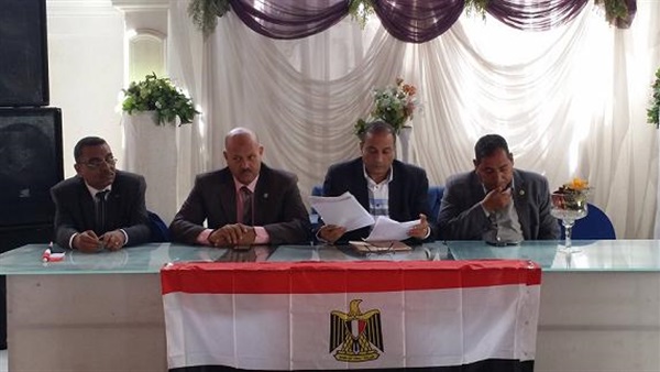 نقيب معلمي المنيا يفوز بمقعد رئيس مجلس الأمناء في مطاي بالمنيا