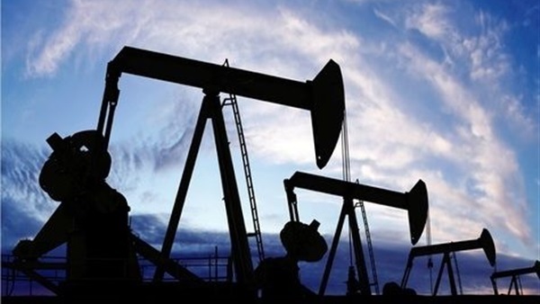 هبوط إنتاج الكويت النفطي واستقرار الإماراتي خلال أكتوبر