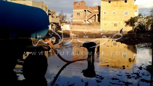 كسح مياه الأمطار من شوارع «تيدا» بكفر الشيخ (صور)‎ 