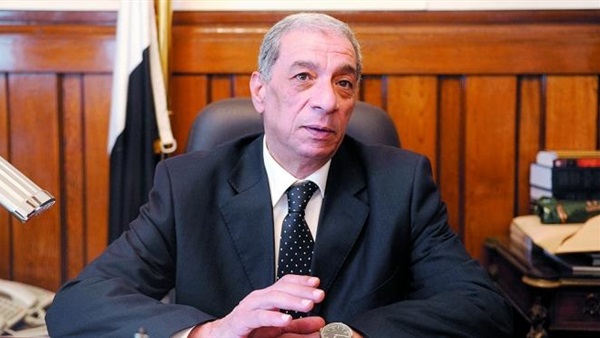 التحقيق مع خادمة نجلة هشام بركات لسرقتها منقولات شقتها