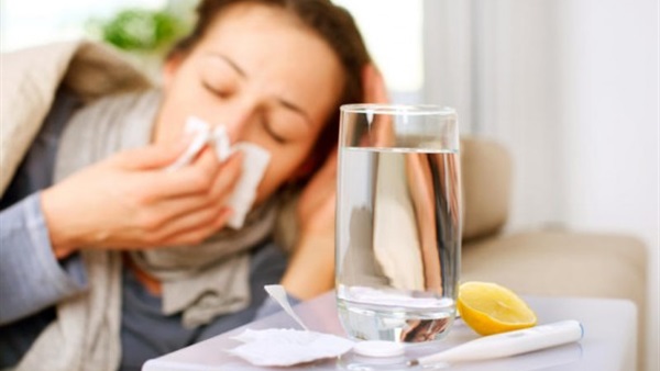 لماذا يصاب الإنسان بالبرد مع تغير فصول السنة؟