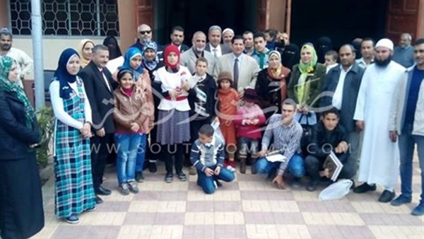 «وكيل تعليم كفر الشيخ» يكرم حفظة القرآن 