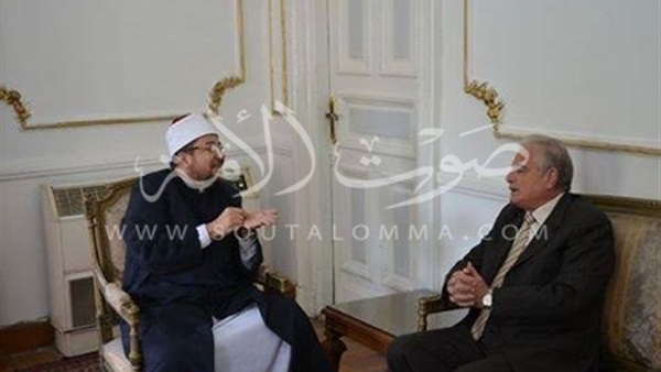 «فودة» يبحث المشاكل الملحة مع وزير الأوقاف