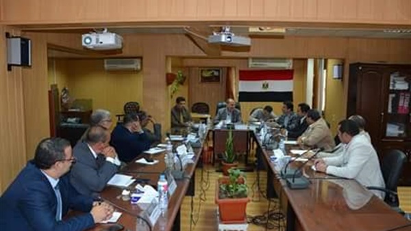 «نعمة الله» يناقش استعدادات المؤتمر العلمي بجامعة دمياط‎