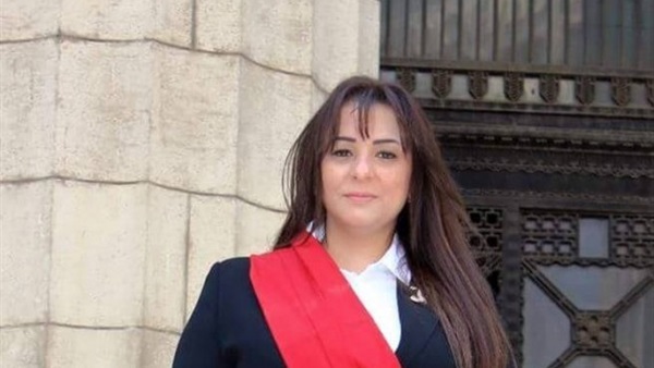حبس خادمة نجلة الراحل هشام بركات 4 أيام لاتهامها بالسرقة