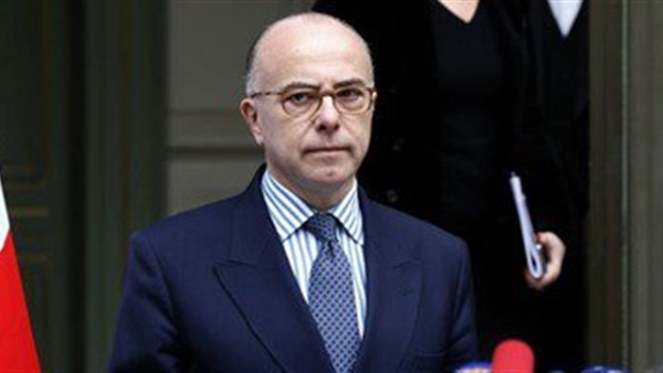 وزير الداخلية الفرنسي رئيسا للوزراء بعد استقالة فالس
