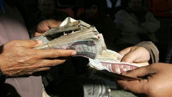 حبس 3 أشخاص بعد سرقتهم أموال شركة يعملون بها في أكتوبر