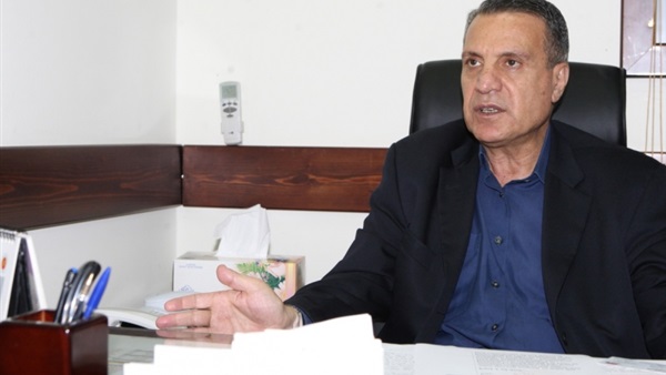 أبو ردينة ينفي تلقي دعوة فرنسية لعقد لقاء بين عباس ونتنياهو