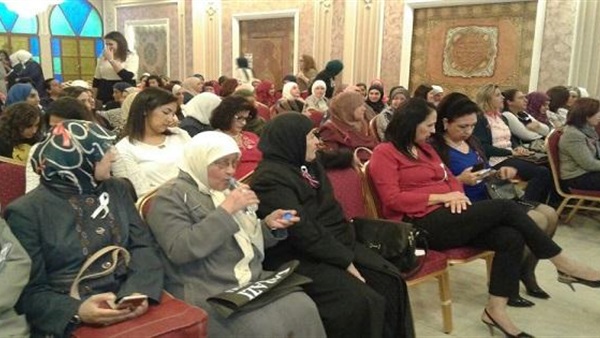ختام برنامج تدريبي لتنمية المرأة بعنوان «الكشف المبكر لسرطان الثدي»