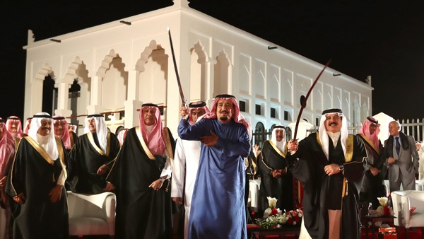 رئيس الوزراء البحريني: السعودية تمثل حصن العرب المنيع