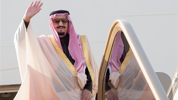العاهل السعودي يصل الكويت