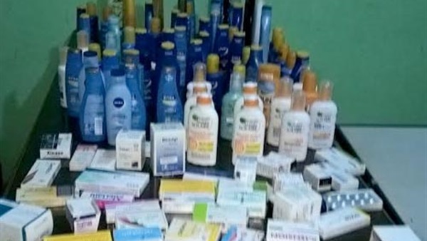 ضبط كميات من الادوية ومستحضرات التجميل المحظورة بصيدلتين بالبحيرة