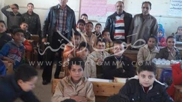 تكريم الطلاب المتفوقين بمدرسة البساتين بفيديمين بالفيوم