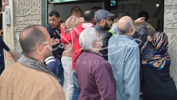 «رئيس مطوبس» يتفقد مقر بيع السكر المدعم 