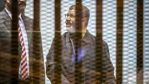 «المعزول» يخلع بدلة الإعدام