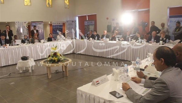 افتتاح فعاليات المائدة المستديرة في شرم الشيخ 