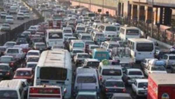 مصدر أمني: توقف حركة المرور من العباسية إلى كوبري غمرة