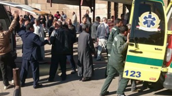 وزير الداخلية يصل موقع انفجار الكاتدرائية 