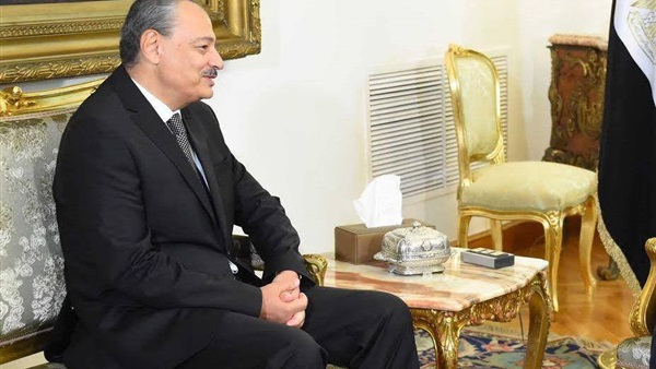 النائب العام يشارك في جنازة ضحايا تفجير الكنيسة البطرسية‎