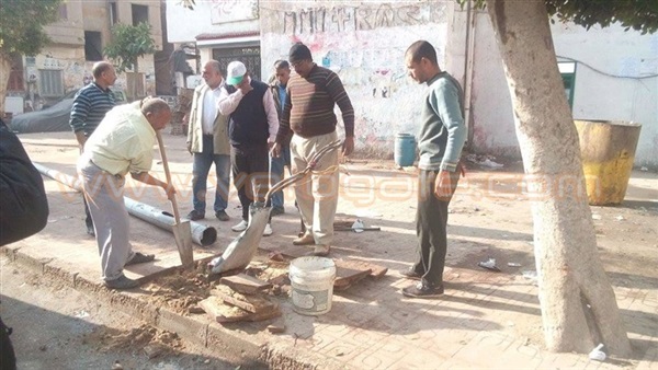 دفن طفلة بعد سقوط عامود عليها بطما في سوهاج ‎