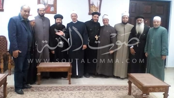 «أوقاف السويس» تقدم العزاء في شهداء الكنيسة البطرسية (صور)