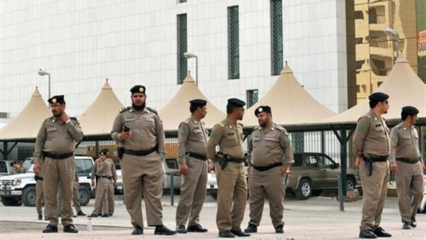 اعتقال سعودية نشرت صورتها سافرة على «تويتر»