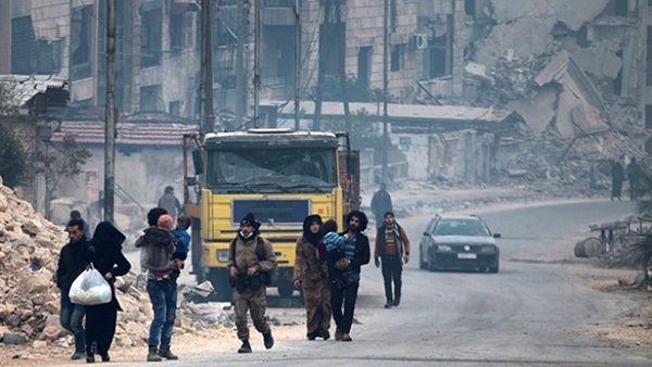 المرصد السوري: مقتل 60 شخصا بينهم مدنيون شرقي حلب