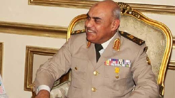 صدقي صبحي يلتقي وزير الدولة لشئون المحاربين القدامى الأوغندي